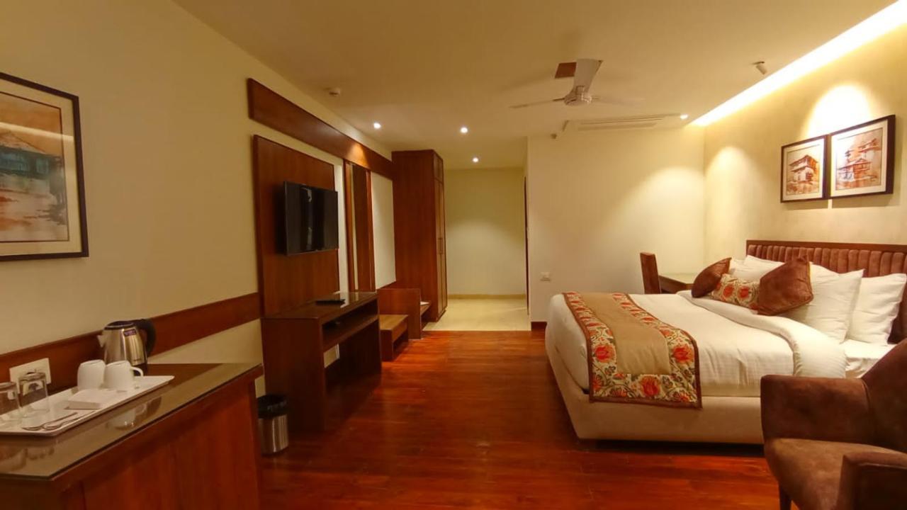 Justa Grand View Resort & Spa, Manali Экстерьер фото