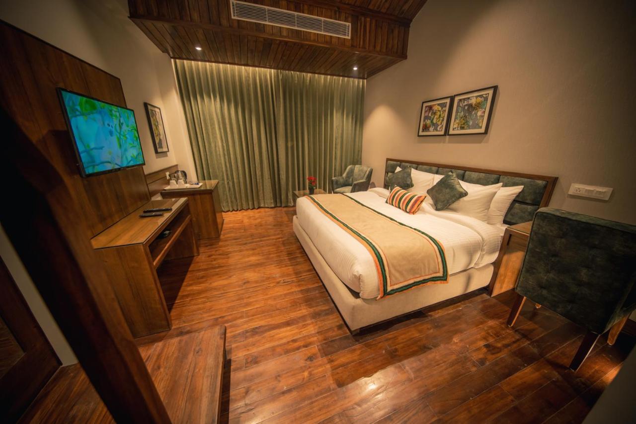 Justa Grand View Resort & Spa, Manali Экстерьер фото